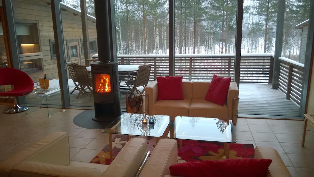 Kuoreksenniemi Villas & Lakehouse Пуумала Стая снимка